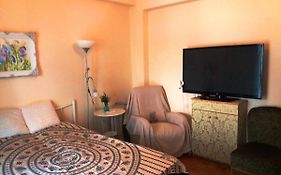 Renovated Apartment In The Center Of Athens