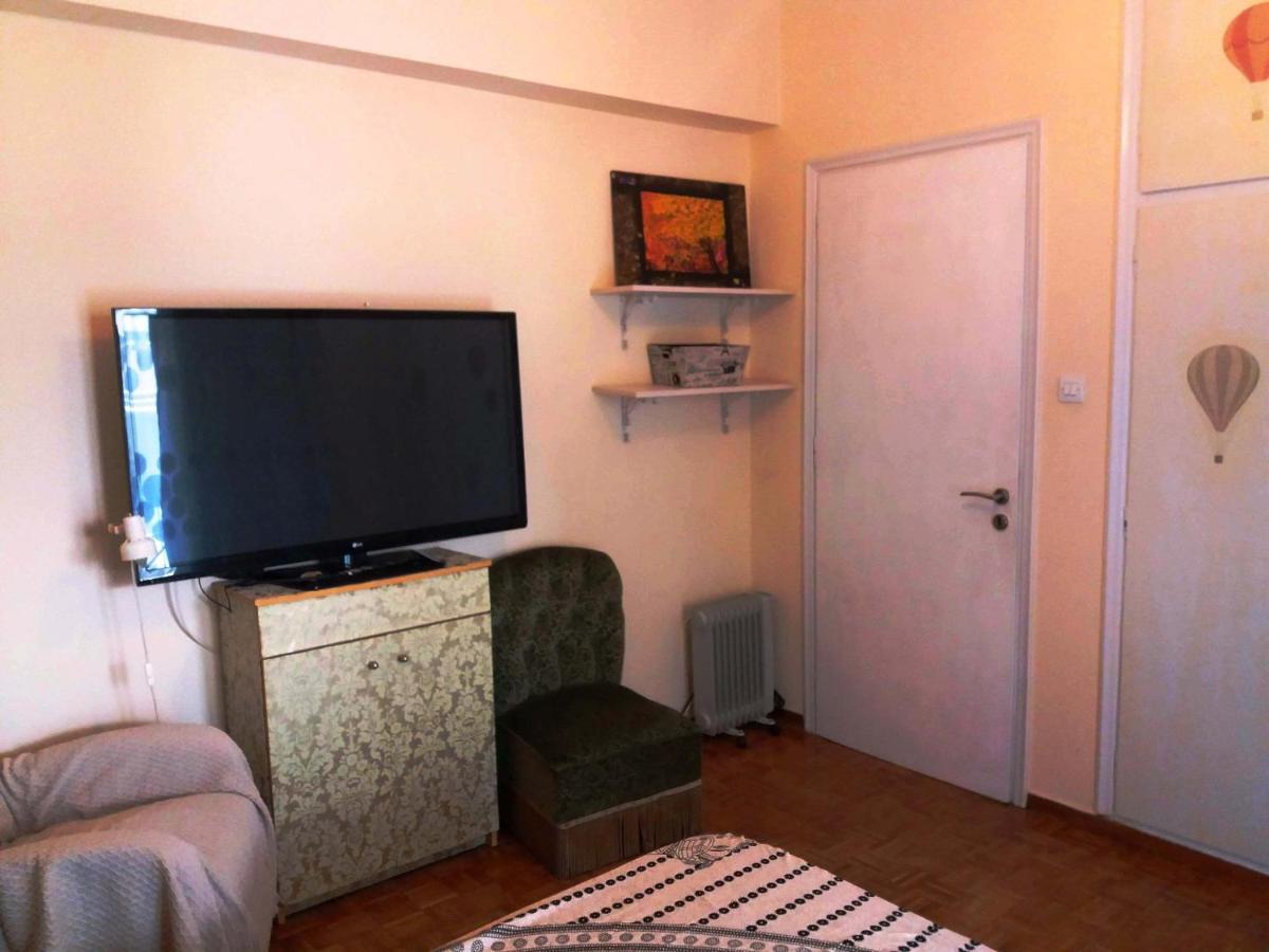 Renovated Apartment In The Center Of Atene Esterno foto