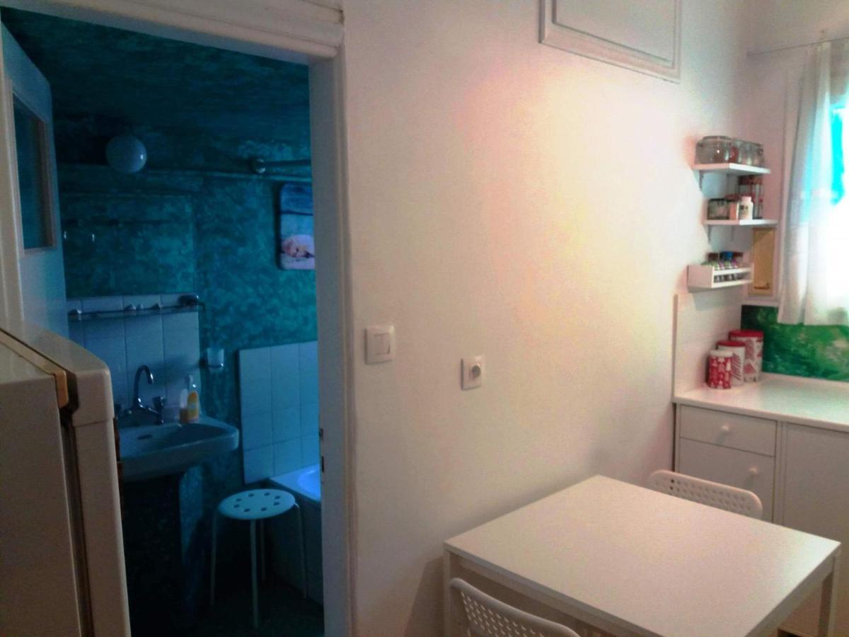 Renovated Apartment In The Center Of Atene Esterno foto